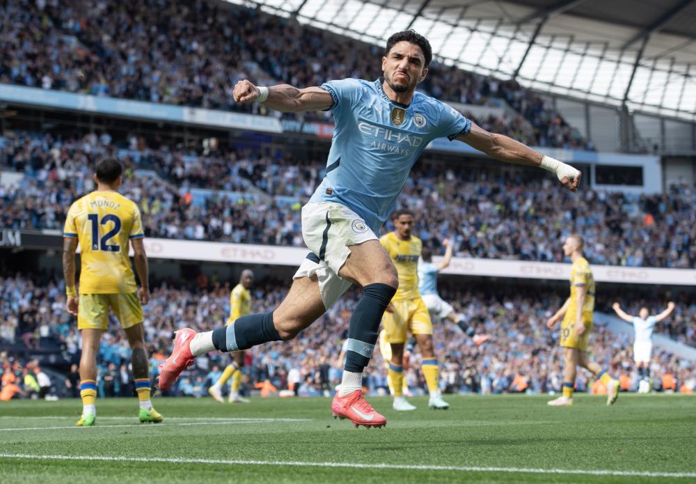 反而暴露出 反而暴露出